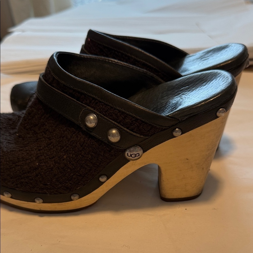 UGG Jolene Leather Platform Clogs with Wooden Heel Black Studded Women's 8 - Picture 7 of 12